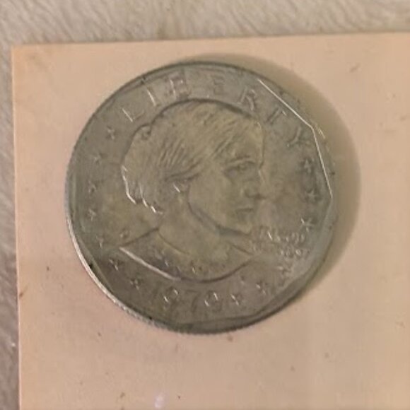 O1 1979 SUSAN B. ANTHONY $1 D MINT UNC. - Picture 1 of 2
